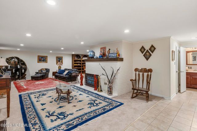 864 Breezy Oaks Drive, Toms River, NJ 08753