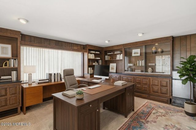 864 Breezy Oaks Drive, Toms River, NJ 08753