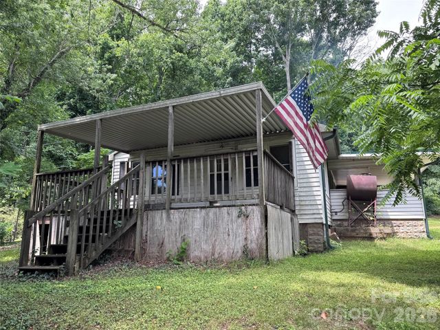 402 Sharon Road, Fairview, NC 28730