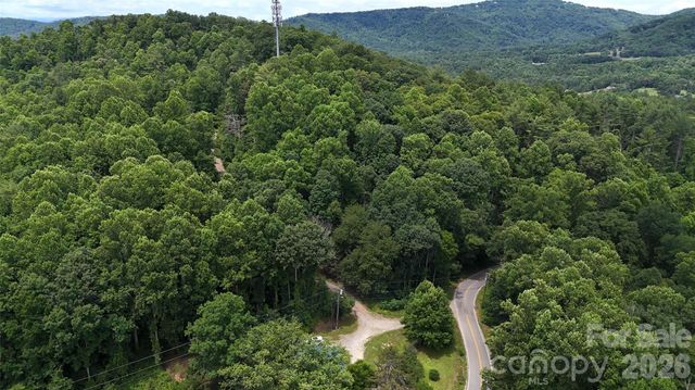 402 Sharon Road, Fairview, NC 28730