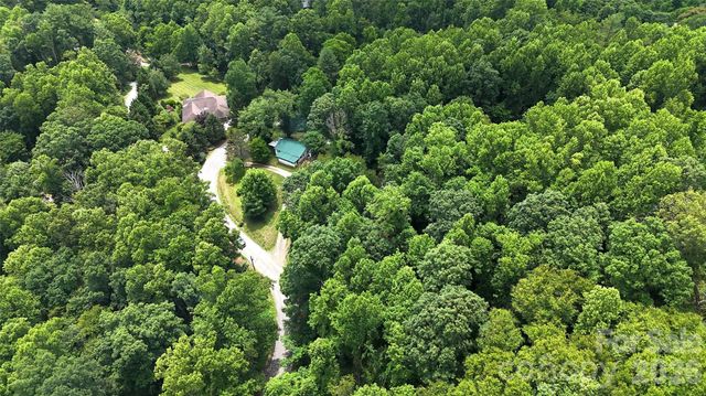 402 Sharon Road, Fairview, NC 28730