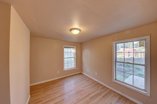 407 N 2nd St, Alpine, TX 79830