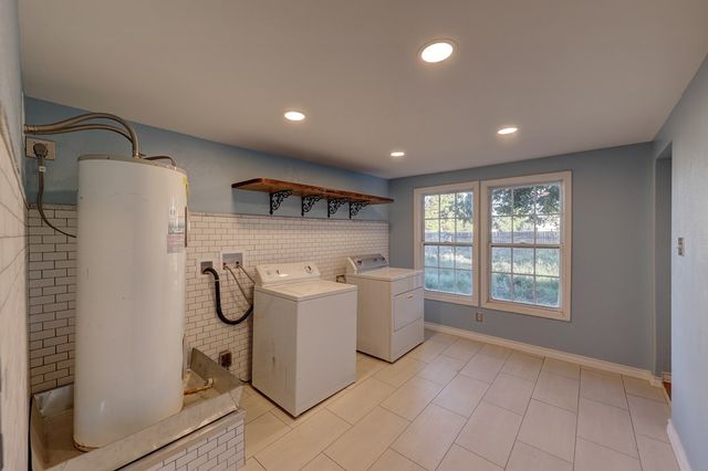 407 N 2nd St, Alpine, TX 79830