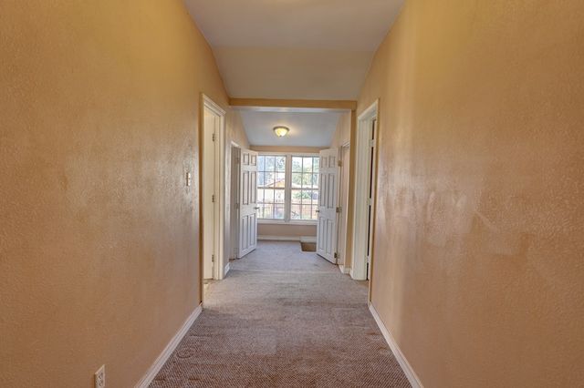 407 N 2nd St, Alpine, TX 79830