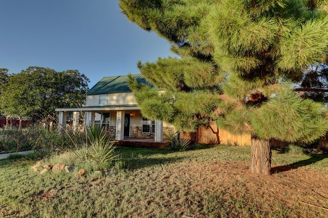 407 N 2nd St, Alpine, TX 79830