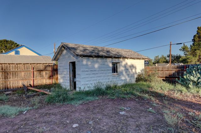 407 N 2nd St, Alpine, TX 79830