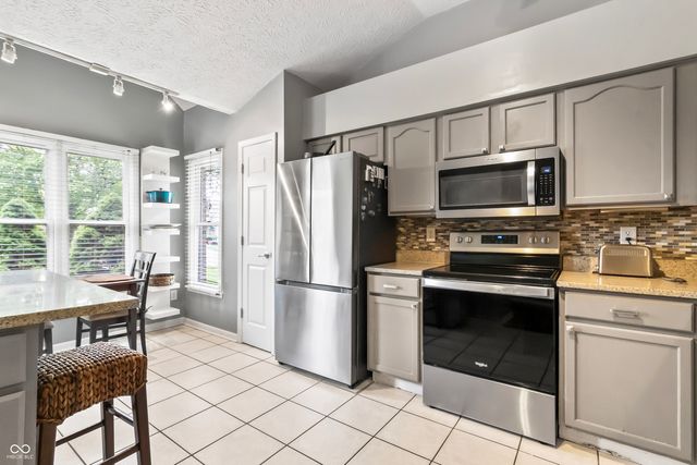 10774 Chesapeake Drive N, Indianapolis, IN 46236