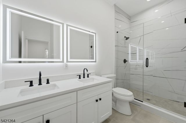 13 Harding Pl, Livingston Twp., NJ 07039