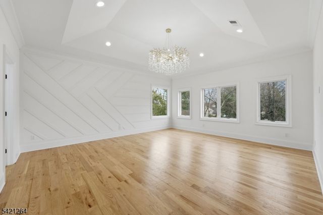 13 Harding Pl, Livingston Twp., NJ 07039