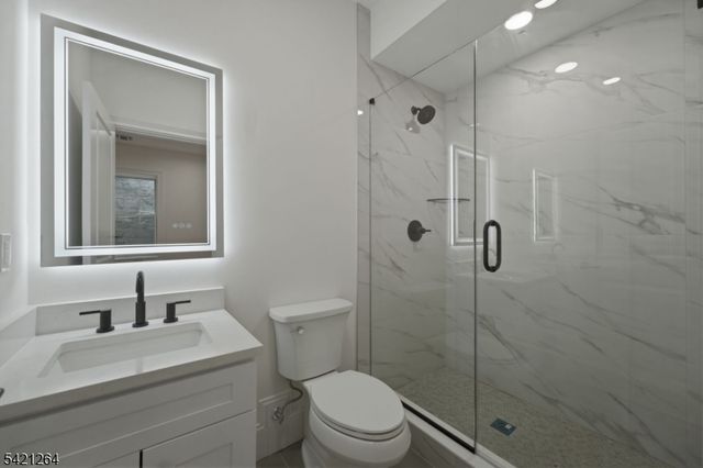 13 Harding Pl, Livingston Twp., NJ 07039