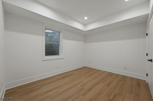 13 Harding Pl, Livingston Twp., NJ 07039