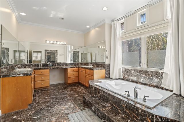 14659 Valley Vista, Sherman Oaks, CA 91403
