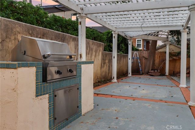 14659 Valley Vista, Sherman Oaks, CA 91403