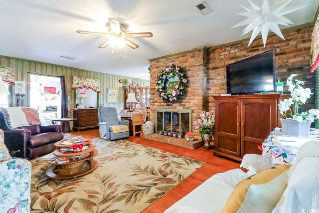 404 13th Ave. S, Myrtle Beach, SC 29577
