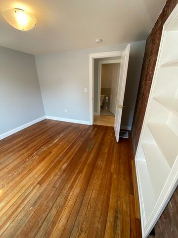 3 Bellevue -, Waltham, MA 02453