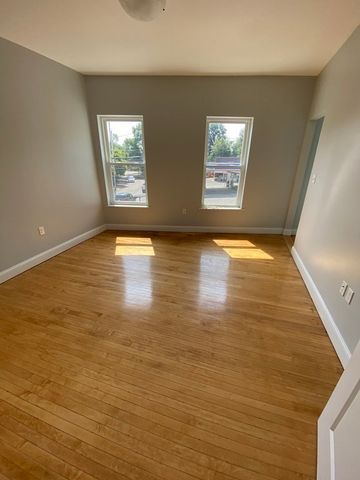 3 Bellevue -, Waltham, MA 02453