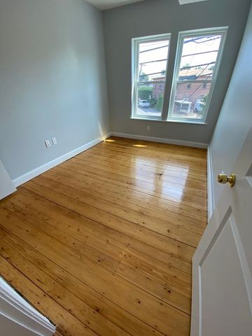 3 Bellevue -, Waltham, MA 02453
