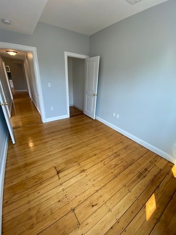 3 Bellevue -, Waltham, MA 02453