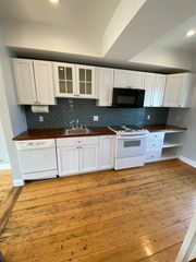3 Bellevue -, Waltham, MA 02453