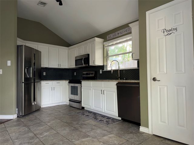 6241 Peach Tree Drive, Midlothian, TX 76065