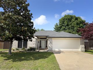 6241 Peach Tree Drive, Midlothian, TX 76065