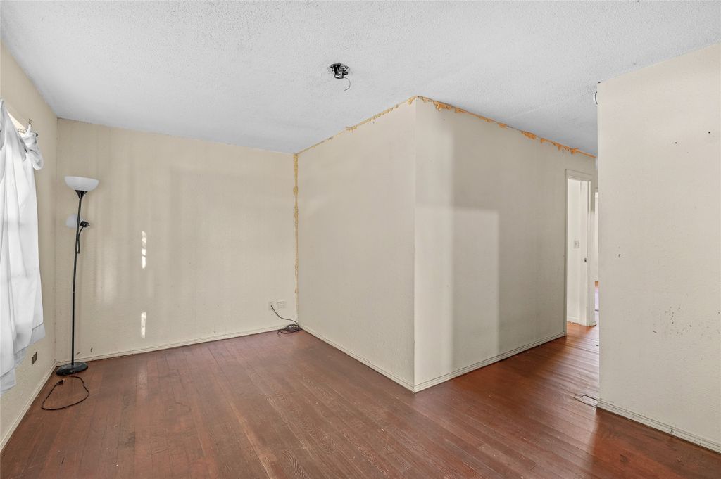 601 Dubois Street, Denison, TX 75020