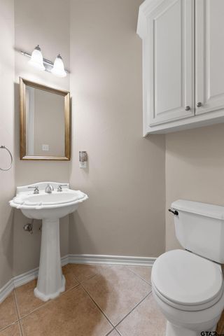 2205 Bradbury Ct, Tyler, TX 75703