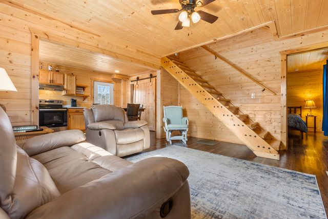 197 Russell Drive, Campton, KY 41301