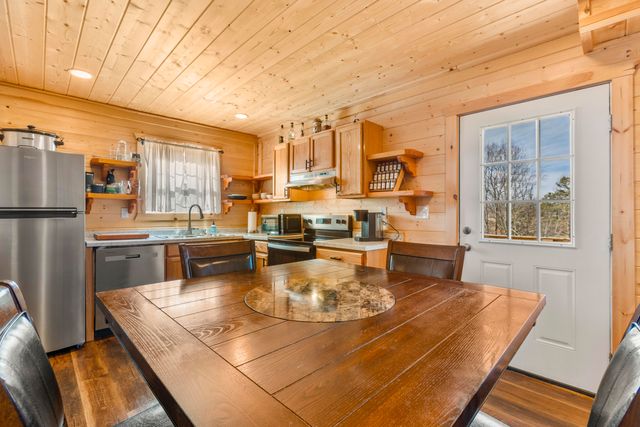 197 Russell Drive, Campton, KY 41301