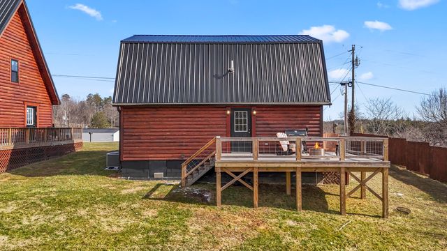 197 Russell Drive, Campton, KY 41301