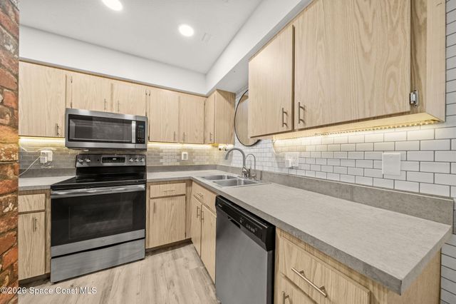 6109 Gallop Court, Titusville, FL 32780