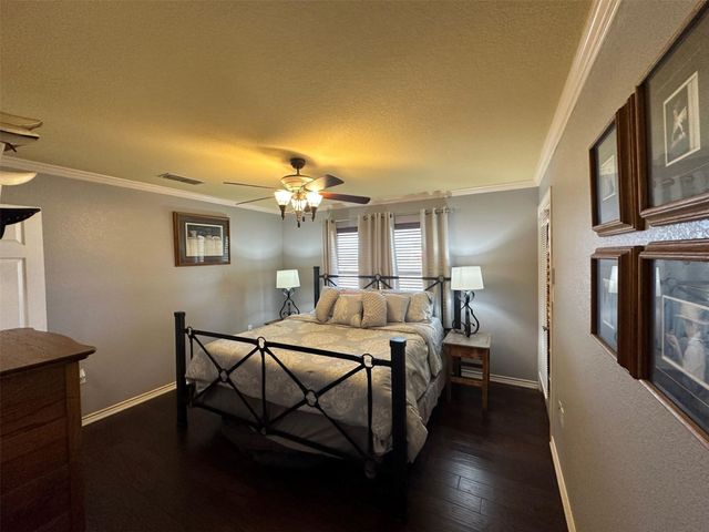 2901 Wind Mill Court, Tolar, TX 76476
