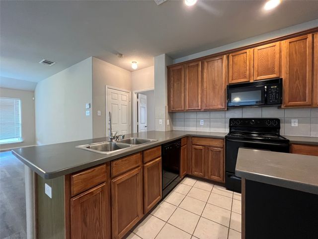 13697 Mill Town Drive, Frisco, TX 75033