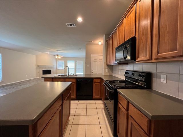 13697 Mill Town Drive, Frisco, TX 75033