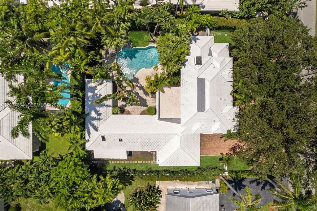 6675 Roxbury Lane, Miami Beach, FL 33141