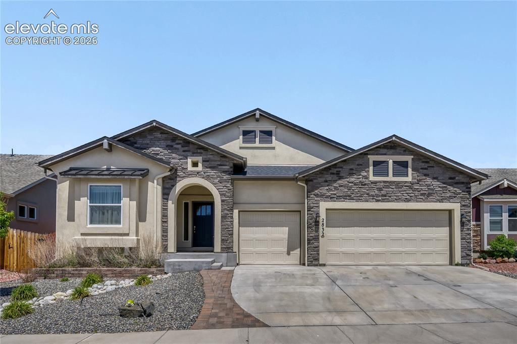 2832 Pony Club Lane, Colorado Springs, CO 80922