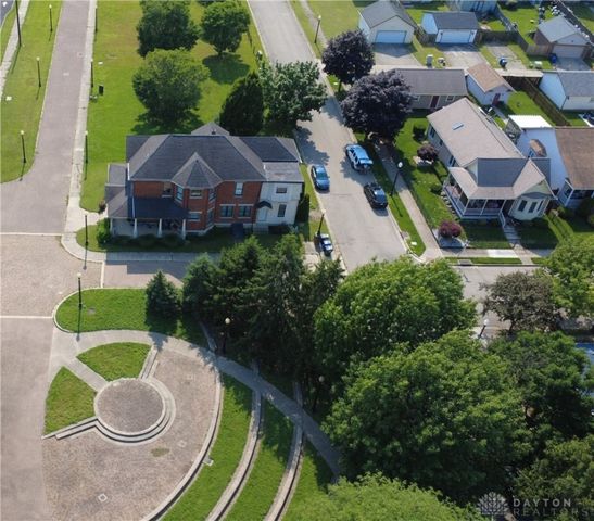 802 Anderson Goodrich Court, Dayton, OH 45402