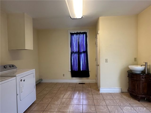 802 Anderson Goodrich Court, Dayton, OH 45402
