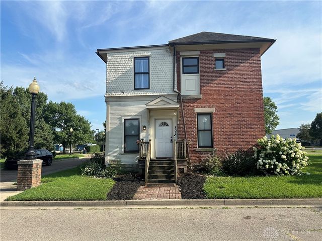 802 Anderson Goodrich Court, Dayton, OH 45402