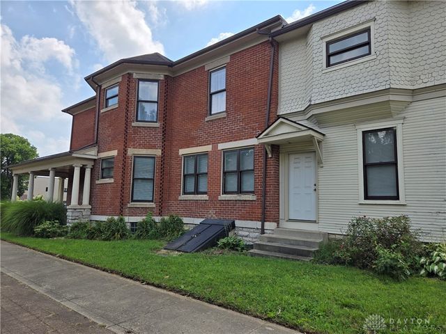 802 Anderson Goodrich Court, Dayton, OH 45402