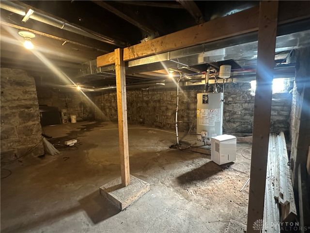 802 Anderson Goodrich Court, Dayton, OH 45402