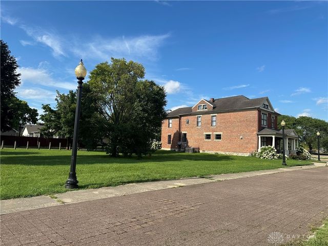802 Anderson Goodrich Court, Dayton, OH 45402