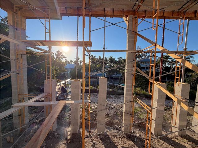 3441 GULFMEAD DRIVE, Sarasota, FL 34242