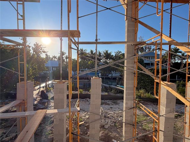 3441 GULFMEAD DRIVE, Sarasota, FL 34242