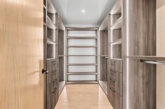 63-65 Commonwealth Avenue 65, Newton, MA 02467