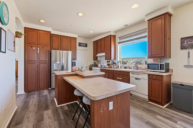 3051 Bluegrass Avenue, 29 Palms, CA 92277