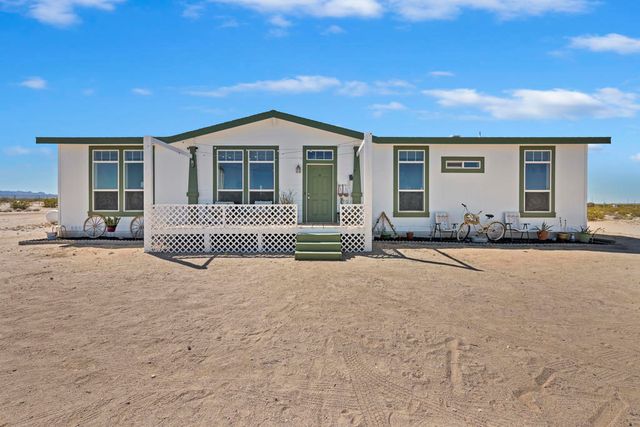 3051 Bluegrass Avenue, 29 Palms, CA 92277