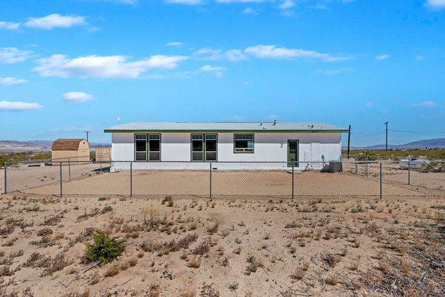 3051 Bluegrass Avenue, 29 Palms, CA 92277