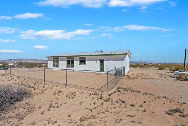 3051 Bluegrass Avenue, 29 Palms, CA 92277