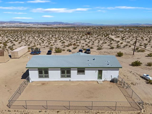 3051 Bluegrass Avenue, 29 Palms, CA 92277